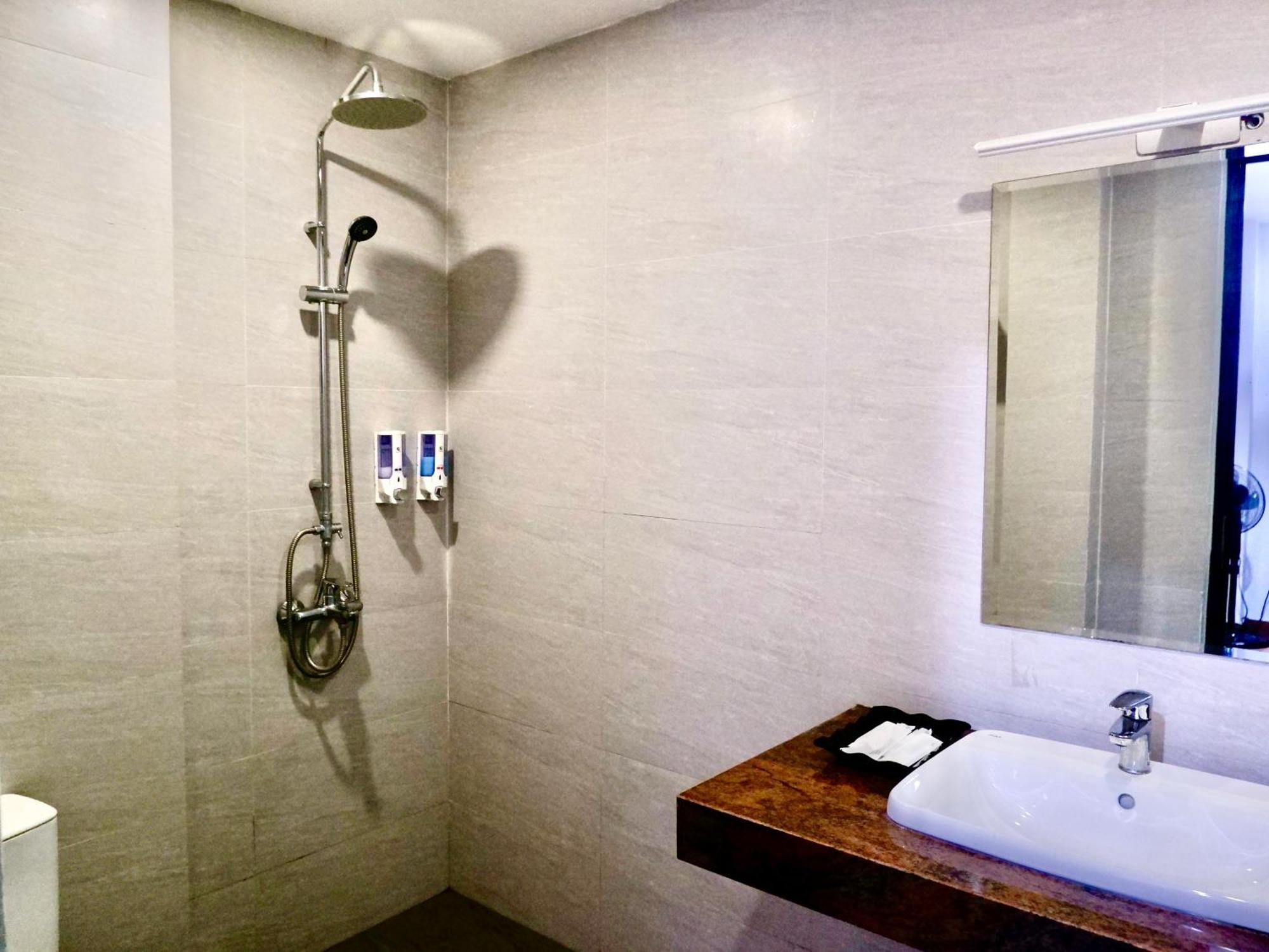 An Khang Hotel 하 기앙 외부 사진